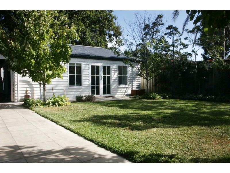 47 Kingston Street, Hampton VIC 3188