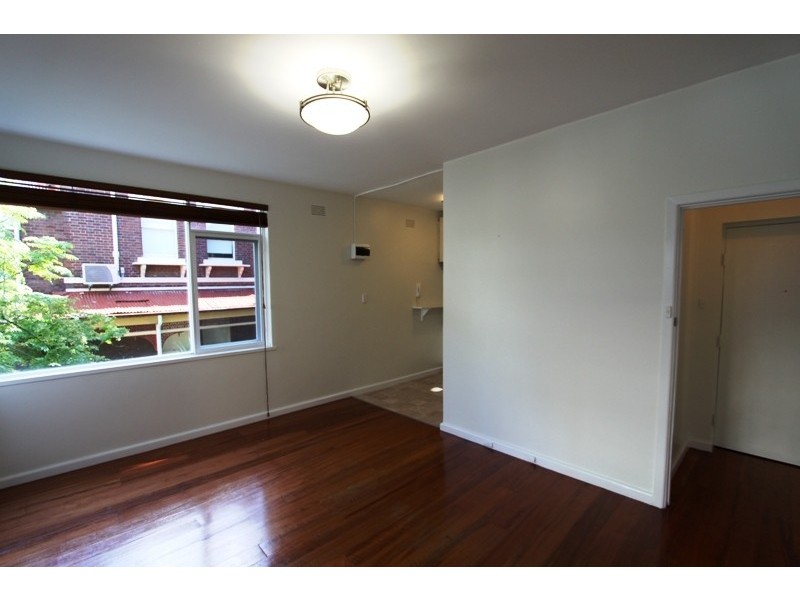 4/29 Chapel Street, St Kilda VIC 3182