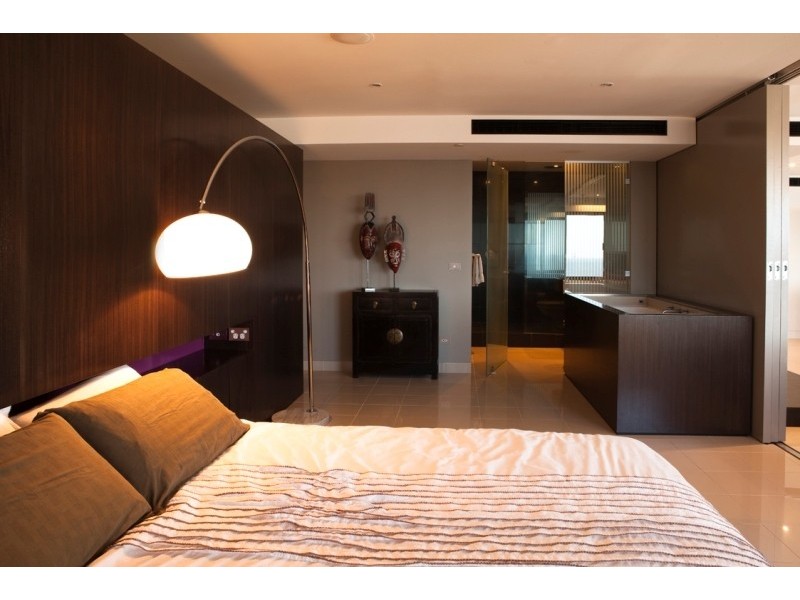 142/8 The Esplanade, St Kilda VIC 3182