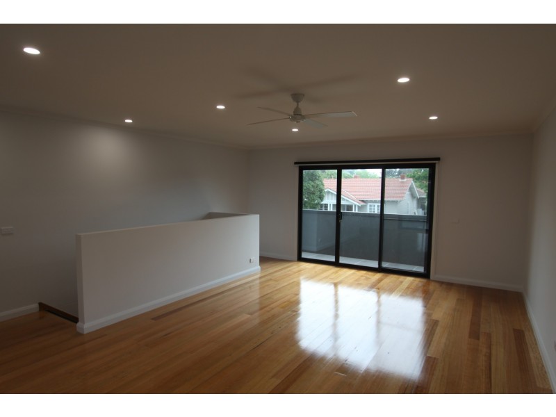 2/559 Hampton Street, Hampton VIC 3188