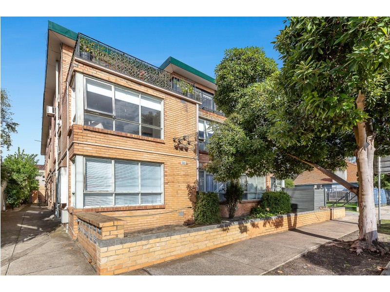11/148 Glen Huntly Road, Elwood VIC 3184