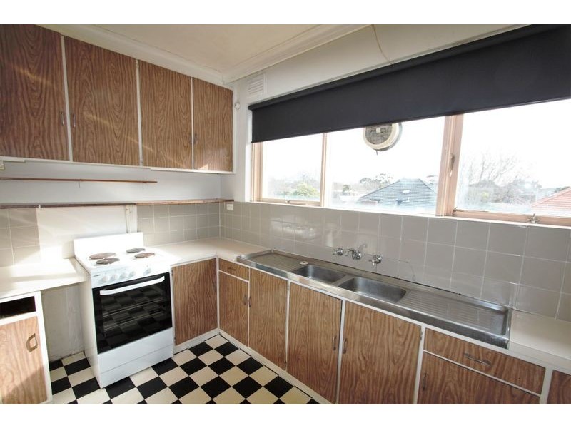 11/148 Glen Huntly Road, Elwood VIC 3184