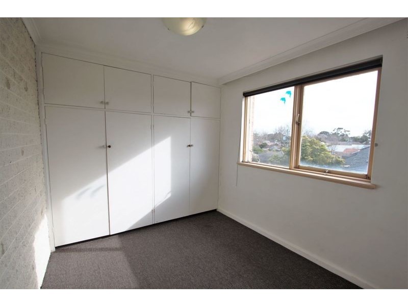 11/148 Glen Huntly Road, Elwood VIC 3184