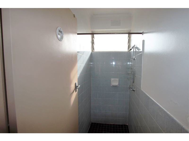 11/148 Glen Huntly Road, Elwood VIC 3184