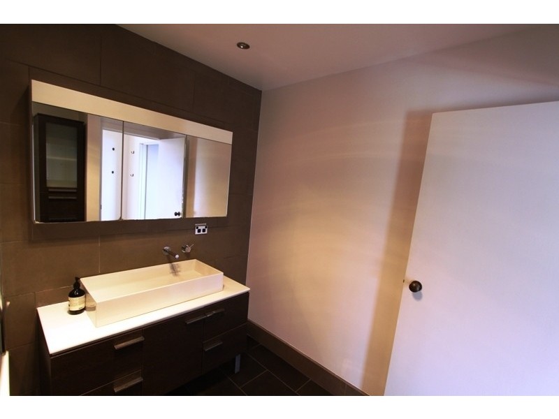 5/312 Hampton Street, Hampton VIC 3188