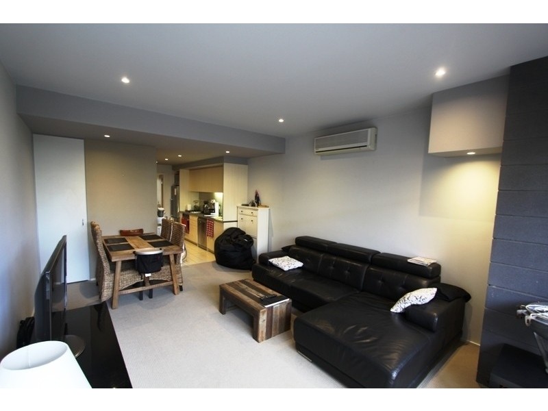 9/181 Bay Street, Port Melbourne VIC 3207