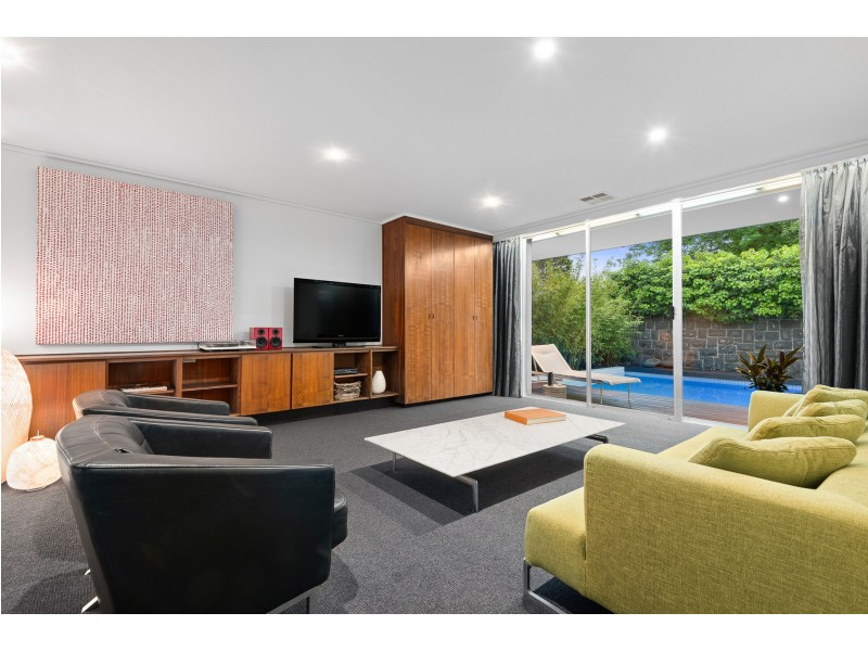 2 Blairgowrie Court, Brighton VIC 3186