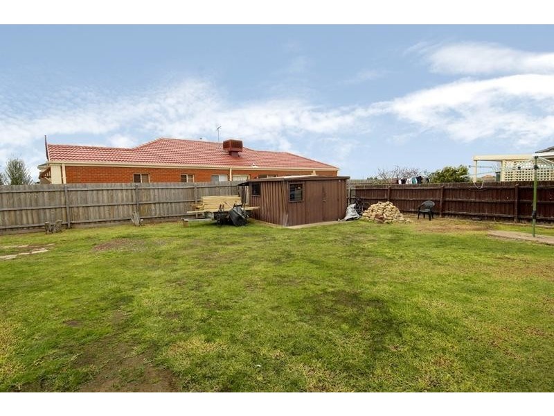 15 Batman St, Altona Meadows VIC 3028