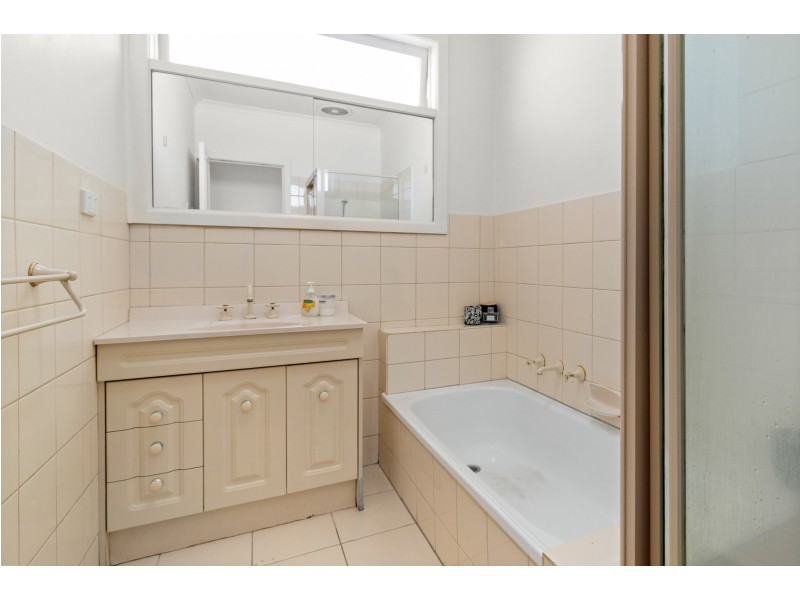 1/722 Hawthorn Road, Brighton East VIC 3187