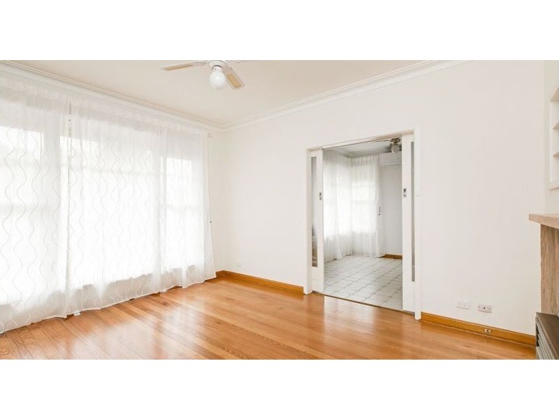 12 Chapel Rd, Moorabbin VIC 3189