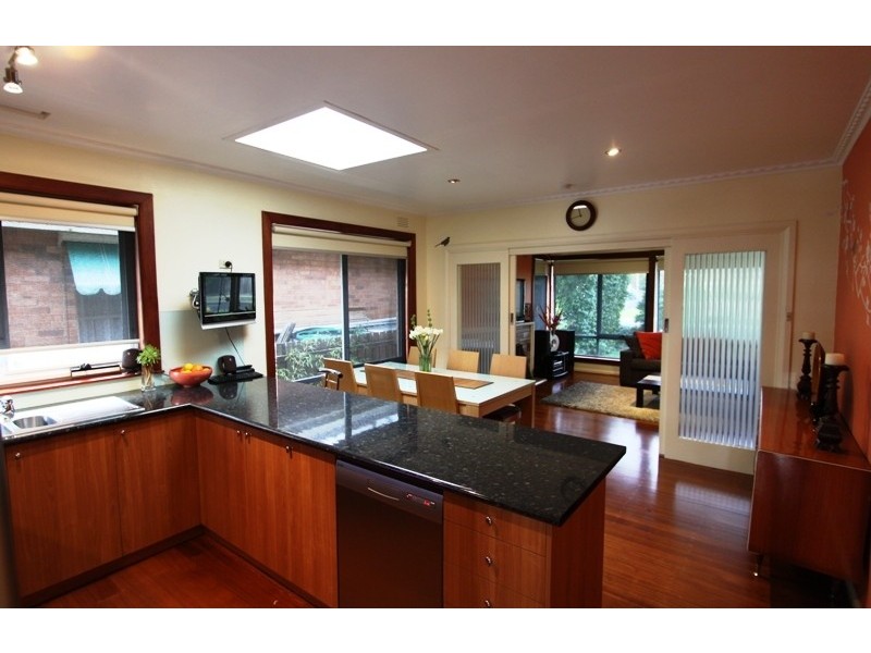 61 Centre Dandenong Road, Cheltenham VIC 3192