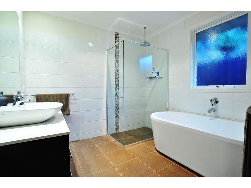 38 Paul Street, Cheltenham VIC 3192