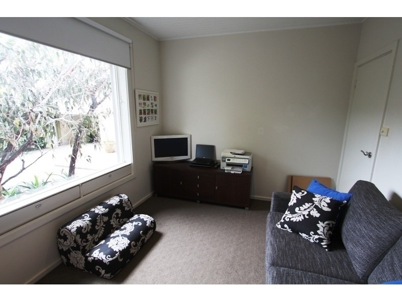 38 Paul Street, Cheltenham VIC 3192