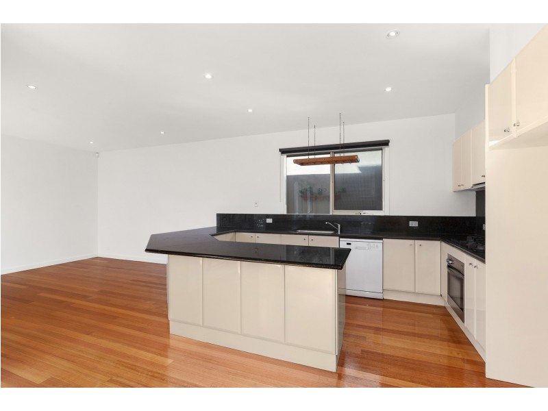 153 Ludstone Street, Hampton VIC 3188