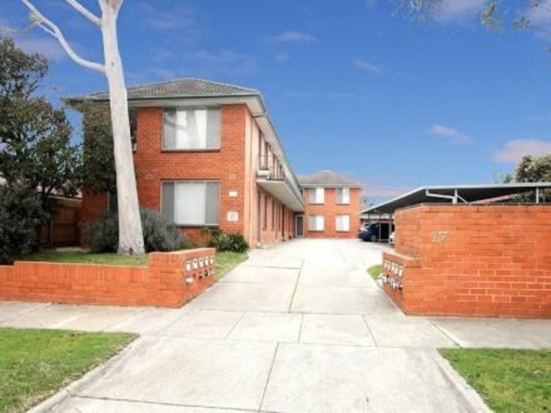 1/17 Toward Street, Murrumbeena VIC 3163