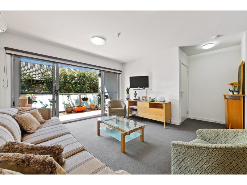 4/21 Lillimur Road, Ormond VIC 3204