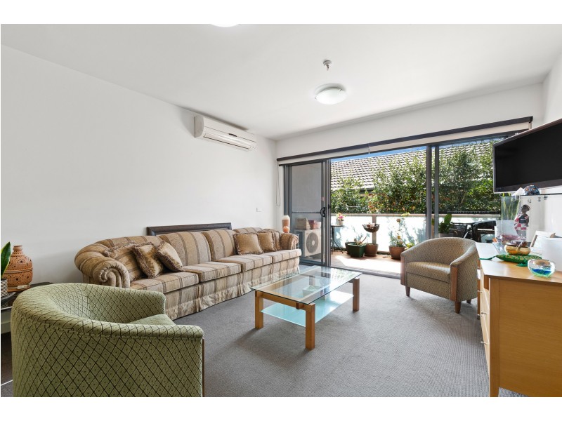 4/21 Lillimur Road, Ormond VIC 3204