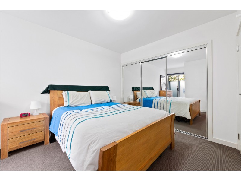 4/21 Lillimur Road, Ormond VIC 3204