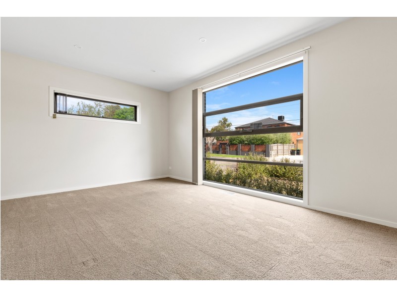 1/1 Cooma Street, Moorabbin VIC 3189