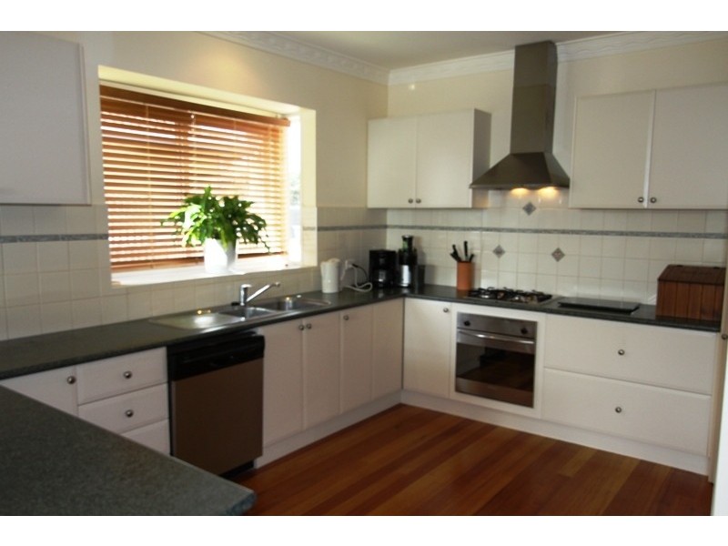 9 Biarritz Avenue, Beaumaris VIC 3193