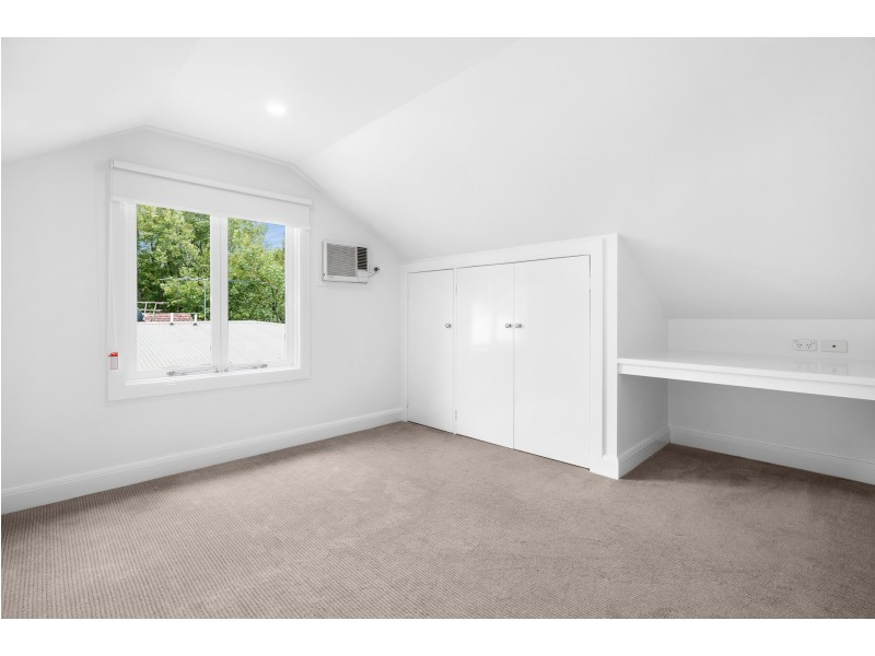 4/81 Mitford St, Elwood VIC 3184