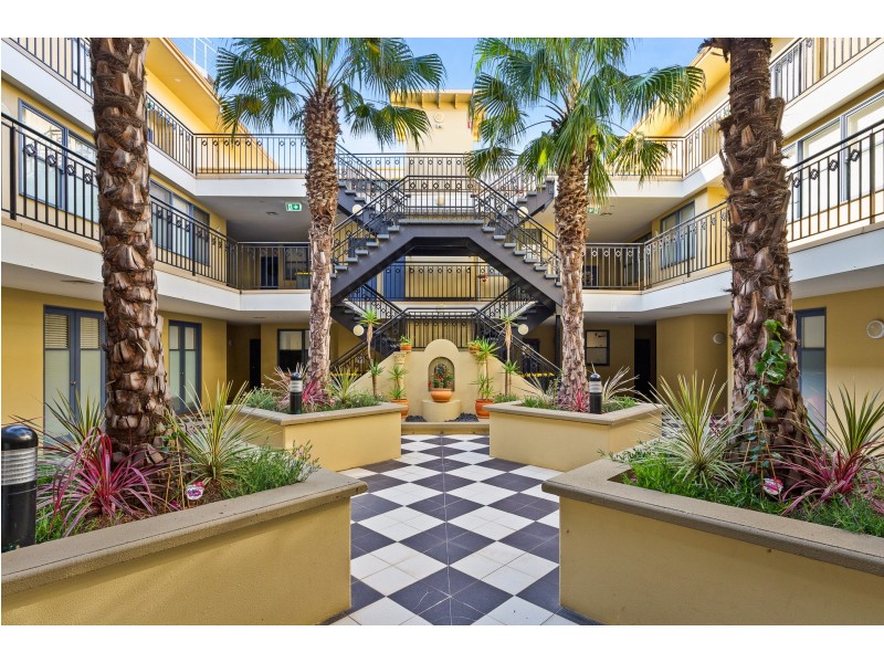 12/1083 Glen Huntly Road, Glen Huntly VIC 3163