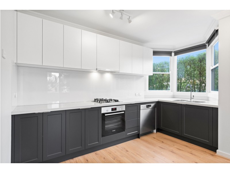 12/1083 Glen Huntly Road, Glen Huntly VIC 3163