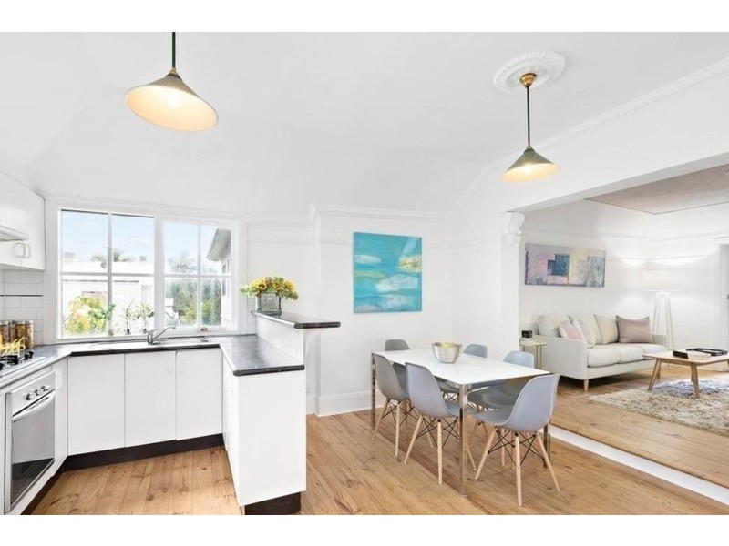 9/60 Carlisle Street, St Kilda VIC 3182