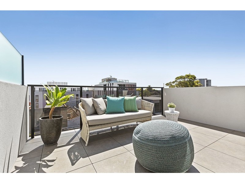 301/388 Hampton Street, Hampton VIC 3188