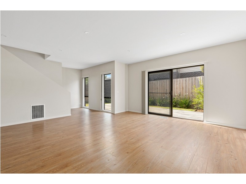1/1 Cooma Street, Moorabbin VIC 3189
