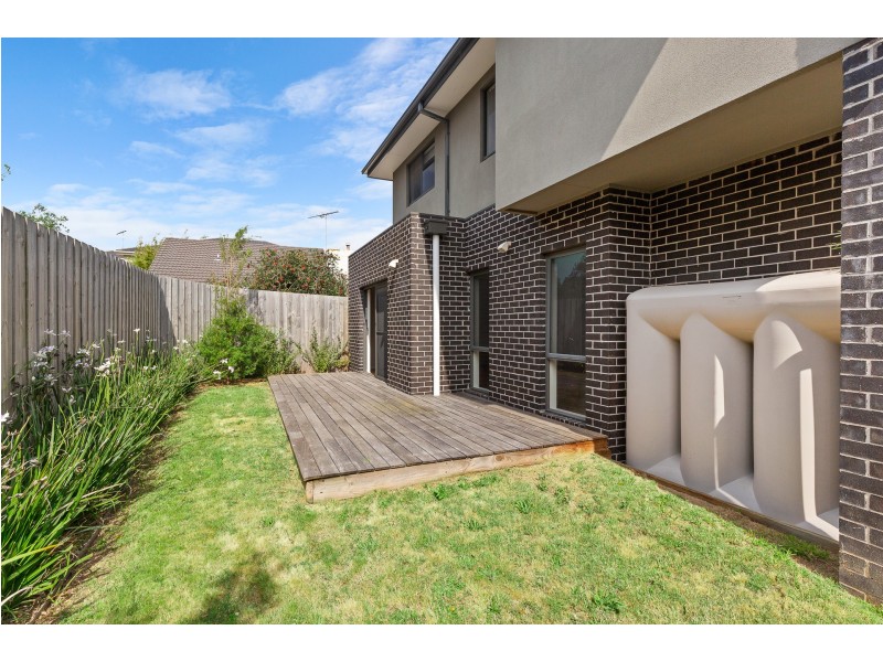 1/1 Cooma Street, Moorabbin VIC 3189