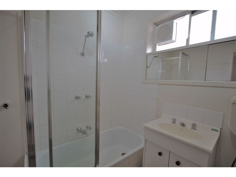 4/17 Toward, Murrumbeena VIC 3163