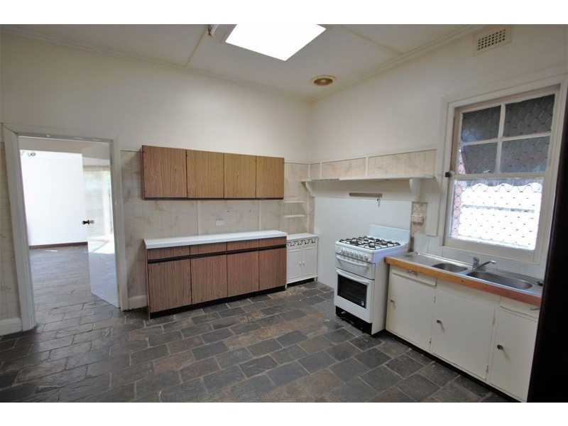 12 Scott Street, Hampton East VIC 3188
