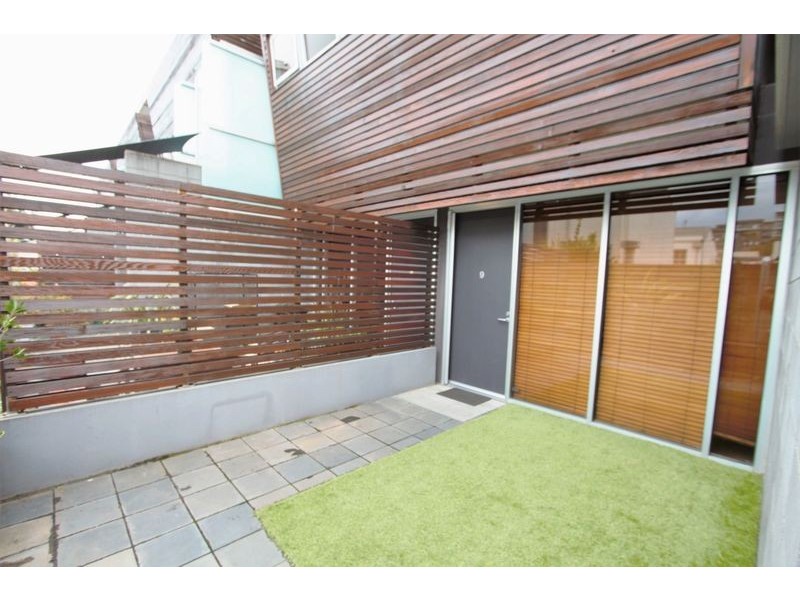 9/181 Bay Street, Port Melbourne VIC 3207