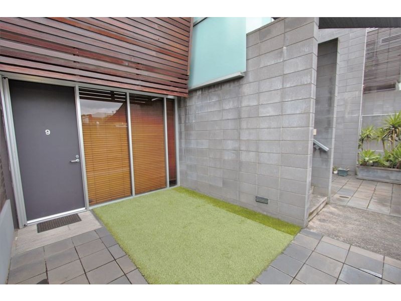 9/181 Bay Street, Port Melbourne VIC 3207