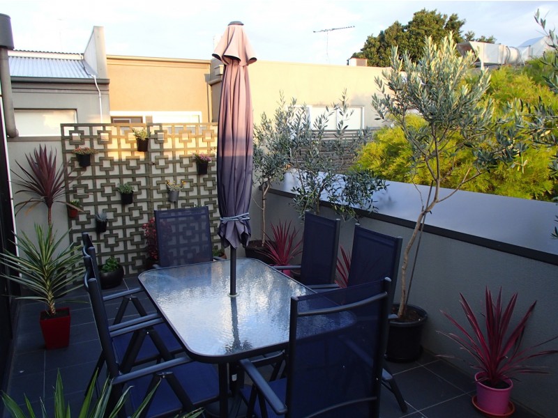 18/95 Highett Road, Hampton VIC 3188