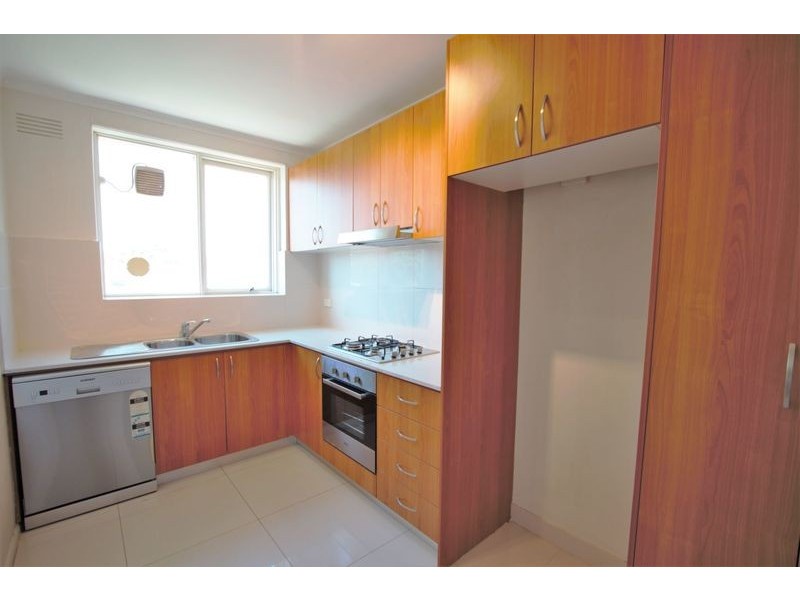 5/87 Coorigil Road, Carnegie VIC 3163