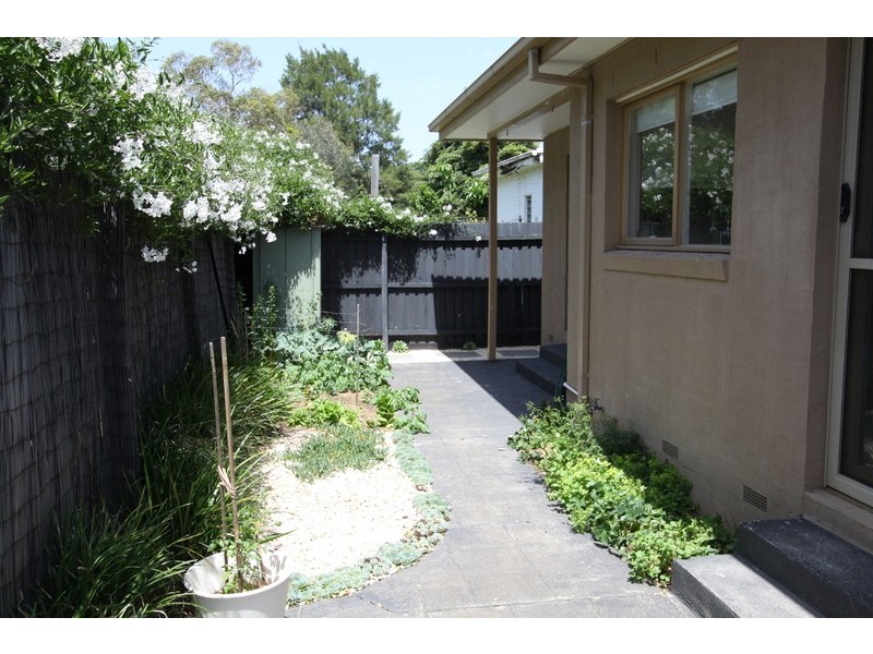 2/4 Porter Street, Hampton VIC 3188