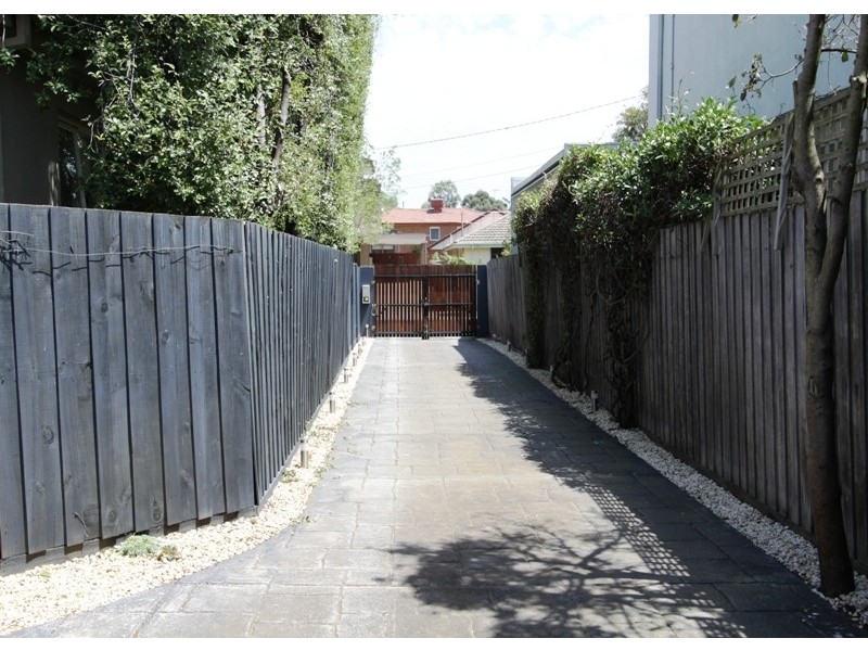 2/4 Porter Street, Hampton VIC 3188