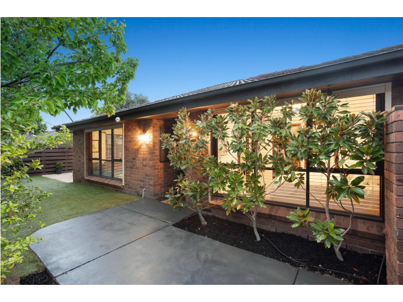 2/1 Lansdown Street, Hampton VIC 3188