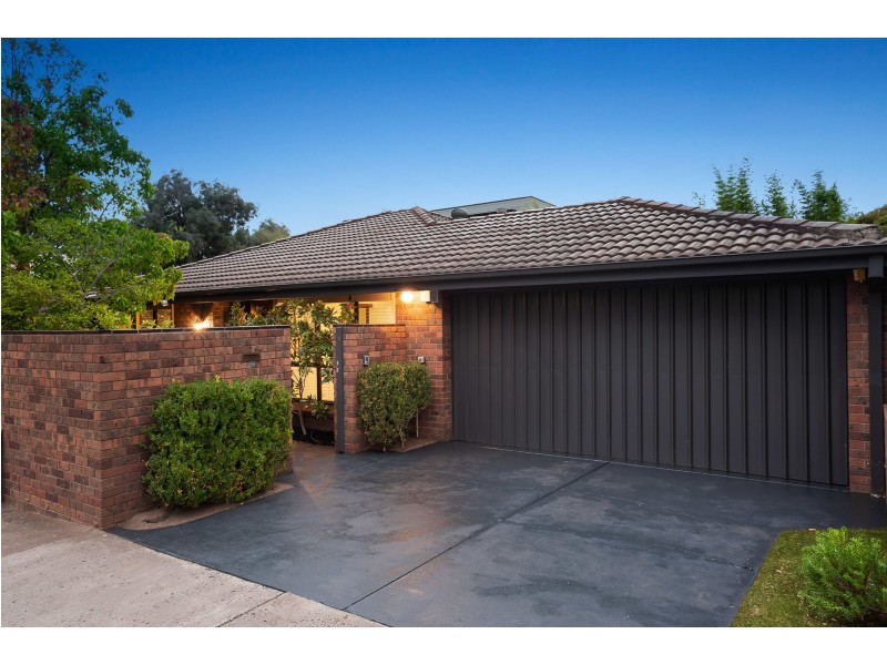 2/1 Lansdown Street, Hampton VIC 3188