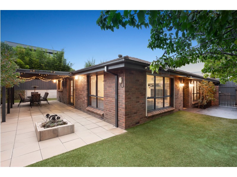 2/1 Lansdown Street, Hampton VIC 3188