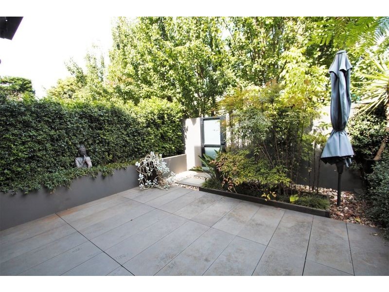1/4 Dudley Street, Brighton VIC 3186