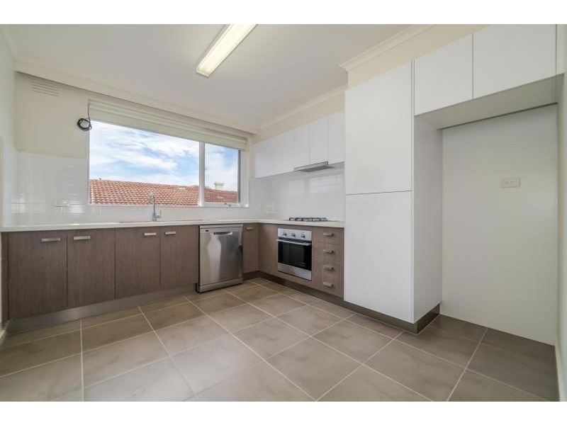 6/11 Downshire Rd, Elsternwick VIC 3185
