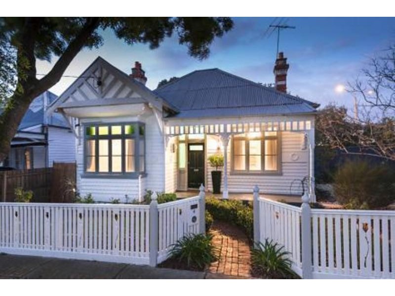 4 Sargon Grove, Brighton VIC 3186