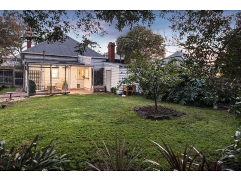 4 Sargon Grove, Brighton VIC 3186