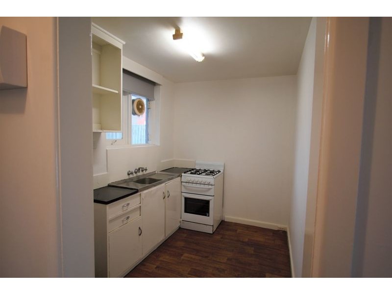 4/10 Marriott Street, St Kilda VIC 3182