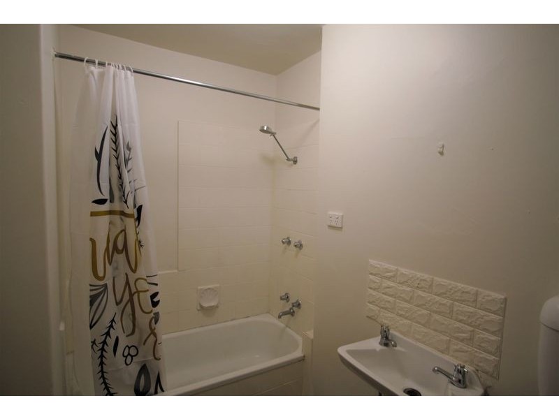 4/10 Marriott Street, St Kilda VIC 3182