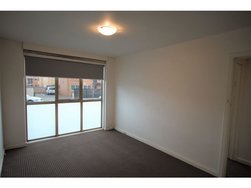 4/10 Marriott Street, St Kilda VIC 3182
