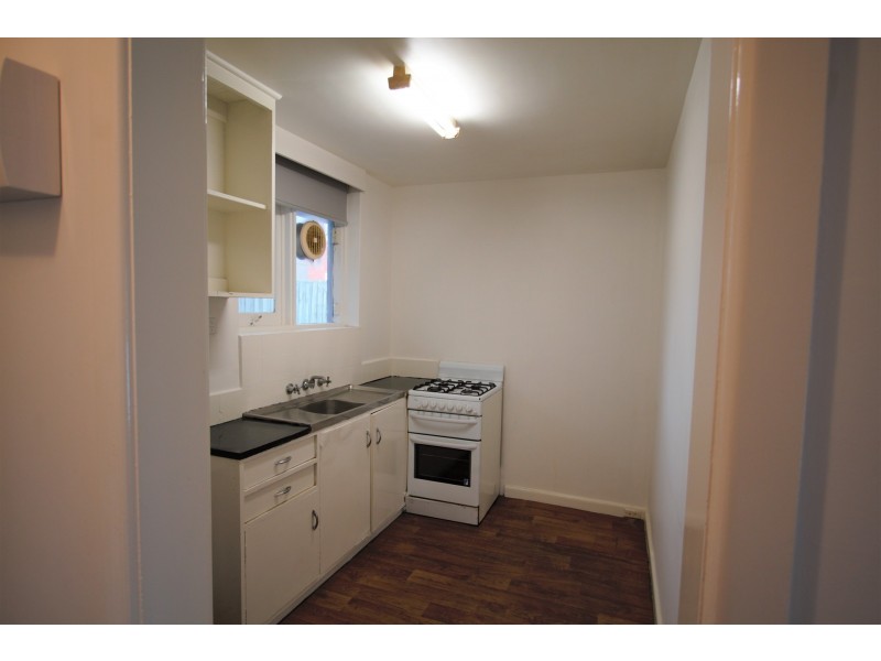 2/10 Marriott Street, St Kilda VIC 3182